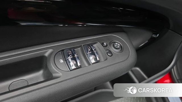 Mini Cooper Clubman 2023 Красный из Кореи, фото 2