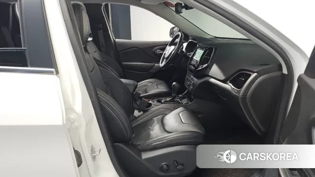 Jeep Cherokee (KL) 2021 Белый из Кореи, фото 2