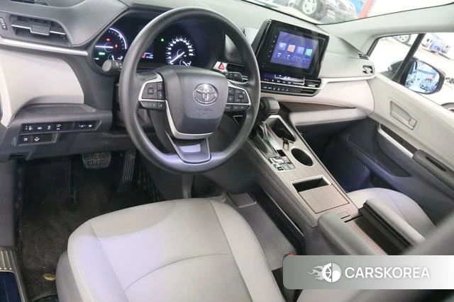 Toyota Grevia 2023 Черный из Китая, фото 2