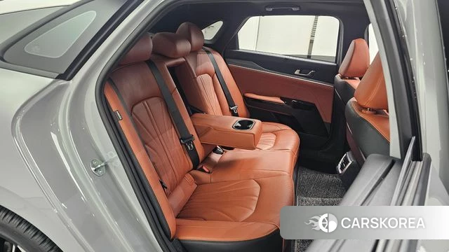 Kia The New K5 3rd generation 2024 Серебристо-серый из Кореи, фото 2