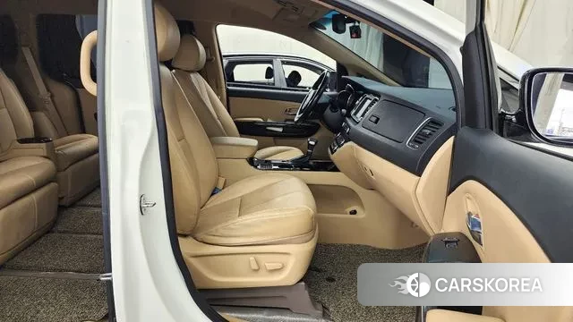 Kia The New Carnival 2020 Белый из Кореи, фото 2