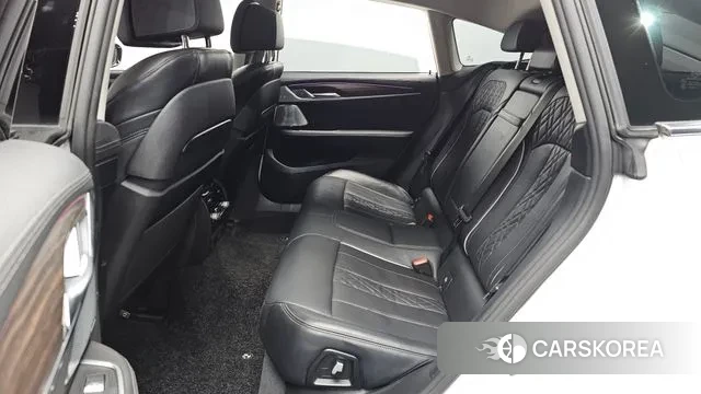 BMW 6 Series GT (G32) 2022 Белый из Кореи, фото 2