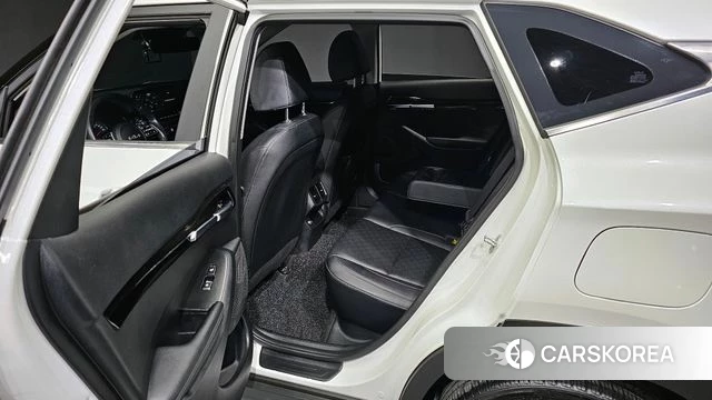 Kia Seltos 2022 Белый из Кореи, фото 2