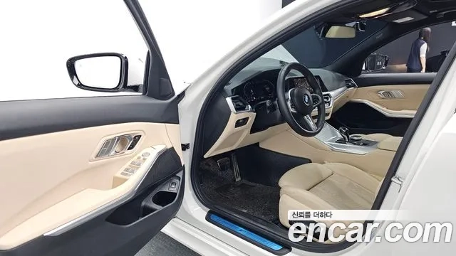 BMW 3 Series (G20) 2022 Белый из Кореи, фото 2