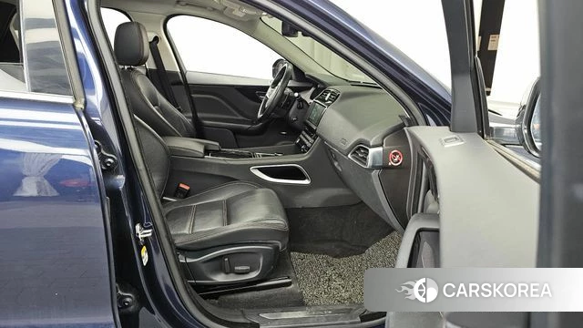 Jaguar F-PACE 2018 Синий из Кореи, фото 2