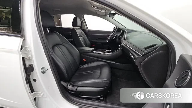 Hyundai Sonata (DN8) 2021 Белый из Кореи, фото 2