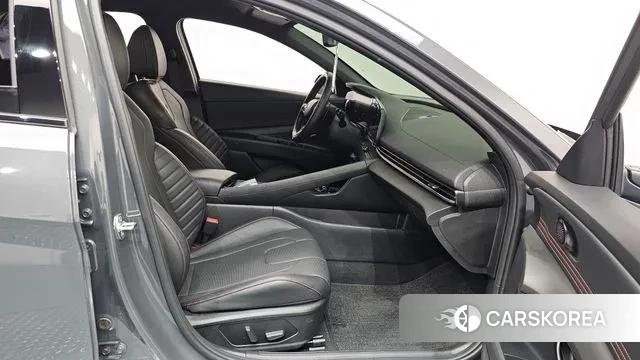 Hyundai The New Avante (CN7) 2024 Серый из Кореи, фото 2