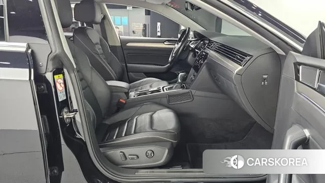 Volkswagen Arteon 2020 Черный из Кореи, фото 2