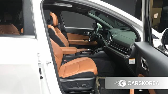 Kia Sportage 5th Generation Hybrid 2022 Белый из Кореи, фото 2