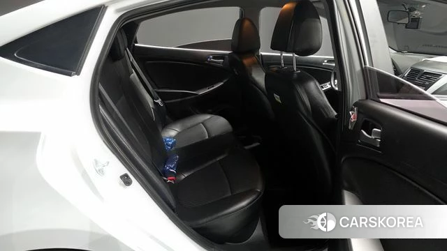 Hyundai Accent (New type) 2018 Белый из Кореи, фото 2