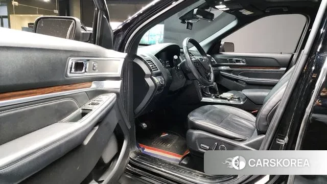 Ford Explorer 2018 Черный из Кореи, фото 2