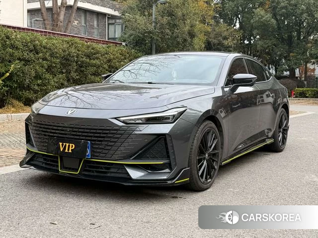 Chang'an UNI-V 2023 Темно-серый из Китая, фото 2