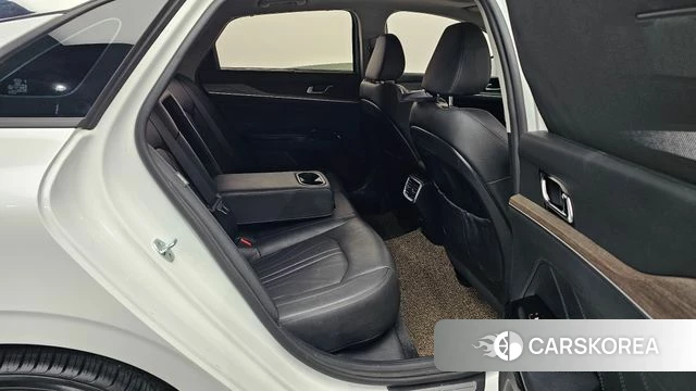 Kia K5 3rd generation 2019 Белый из Кореи, фото 2