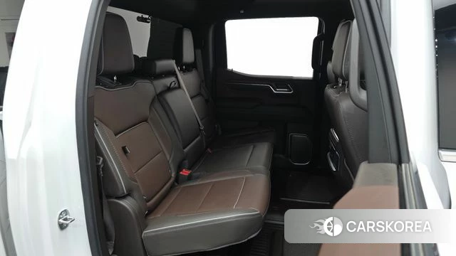 GMC Sierra 2024 Белый из Кореи, фото 2