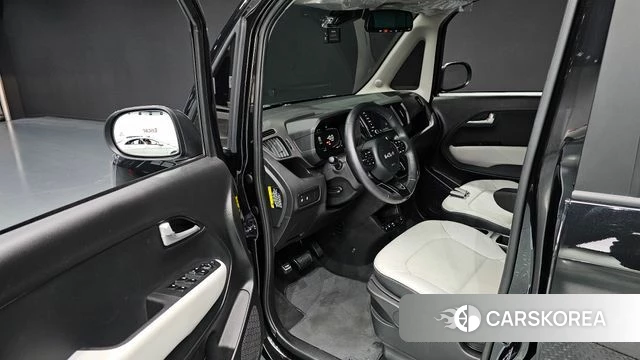 Kia The New Kia Ray 2023 Черный из Кореи, фото 2