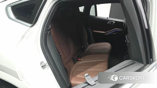 BMW X6 (G06) 2022 Белый из Кореи, фото 2