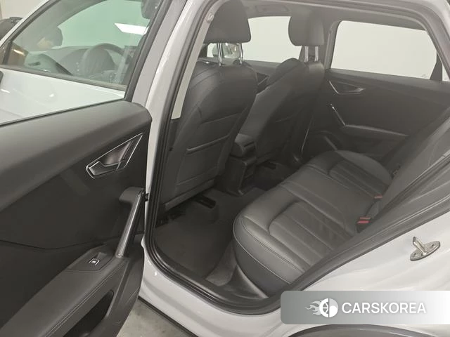 Audi Q2L 2025 Белый из Китая, фото 2