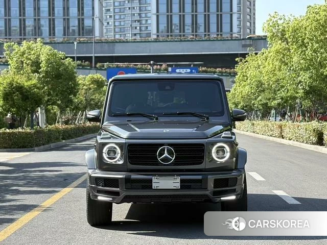 Mercedes-Benz G-class 2024 Серебристо-серый из Китая, фото 2