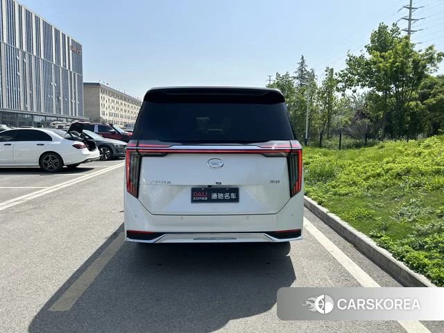 GAC Trumpchi Trumpchi M8 2024 Белый из Китая, фото 2