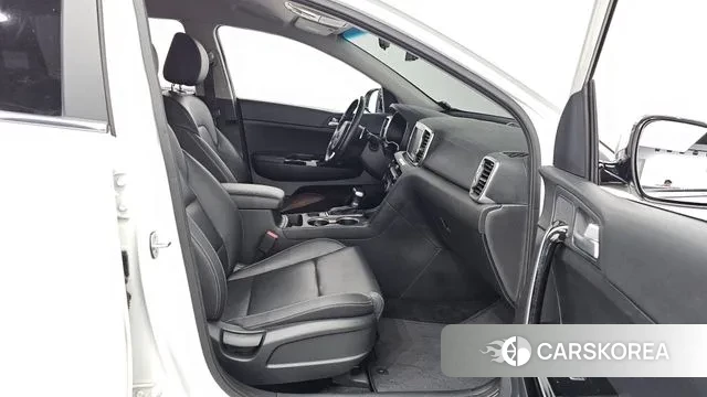 Kia Sportage 4th Generation 2018 Белый из Кореи, фото 2