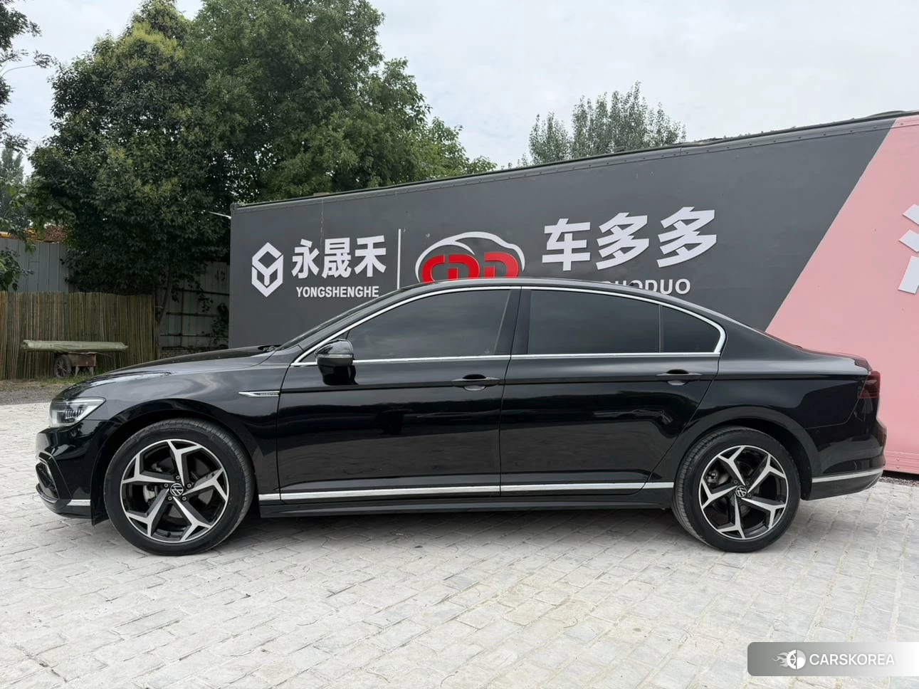 Volkswagen Magotan 2022 Черный из Китая, фото 2