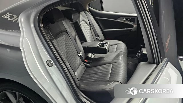 Genesis The New G70 2022 Белый из Кореи, фото 2