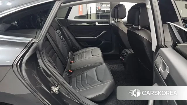 Volkswagen Arteon 2023 Серый из Кореи, фото 2