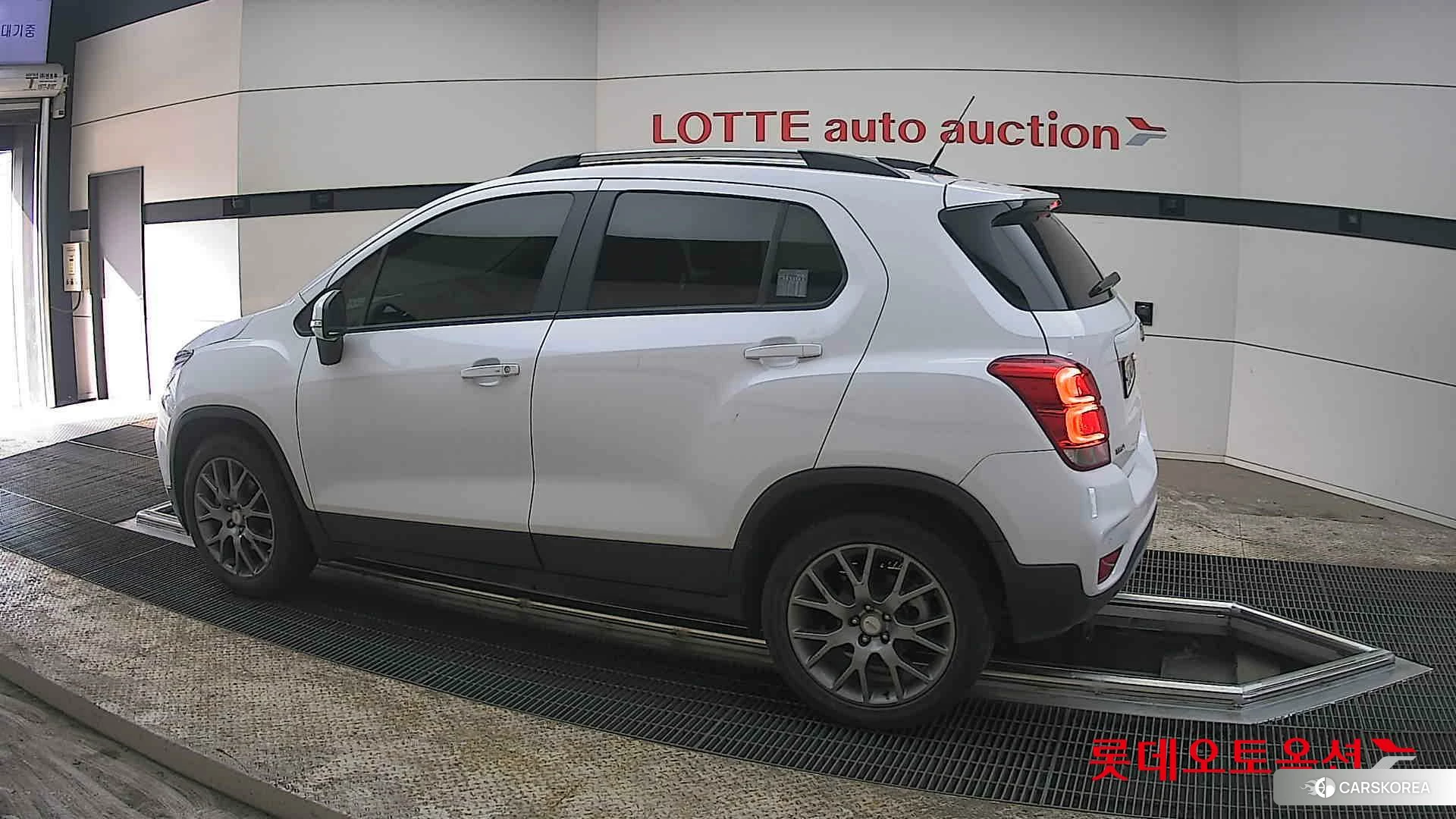 Korea G M Trax 1.4 2021 Snow White Pearl (optional) из Кореи, фото 2