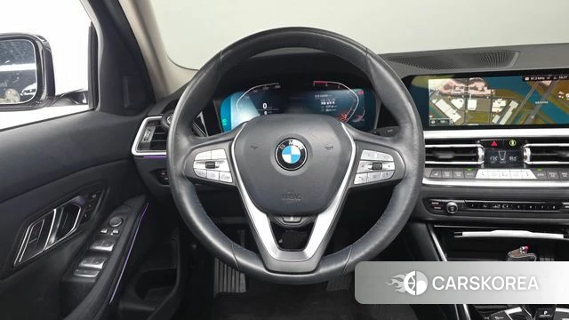 BMW 3 Series (G20) 2021 Белый из Кореи, фото 2
