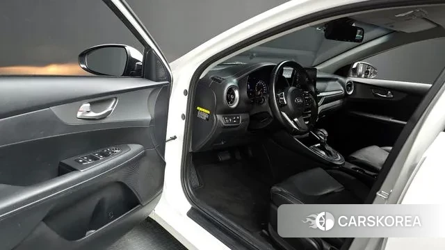 Kia Come New K3 2019 Белый из Кореи, фото 2