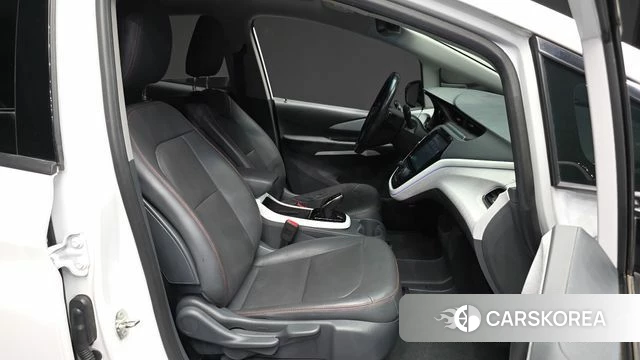 Chevrolet (GM Daewoo) Bolt EV 2018 Белый из Кореи, фото 2