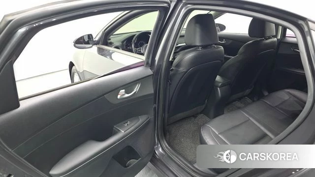 Kia Come New K3 2018 Серый из Кореи, фото 2