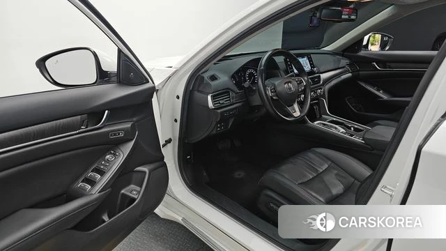 Honda Accord 10th Generation 2022 Белый из Кореи, фото 2