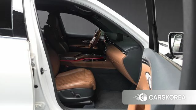 Genesis GV70 2021 Белый из Кореи, фото 2