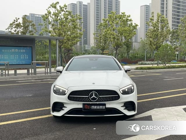 Mercedes-Benz E-class (imported) 2021 Белый из Китая, фото 2