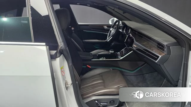 Audi A7 (4K) 2020 Белый из Кореи, фото 2