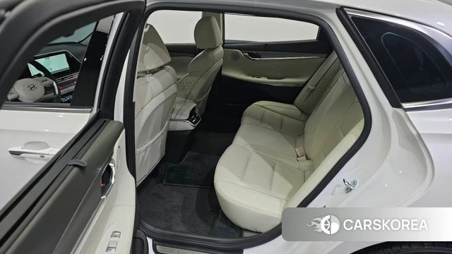 Hyundai The New Grandeur IG Hybrid 2022 Белый из Кореи, фото 2