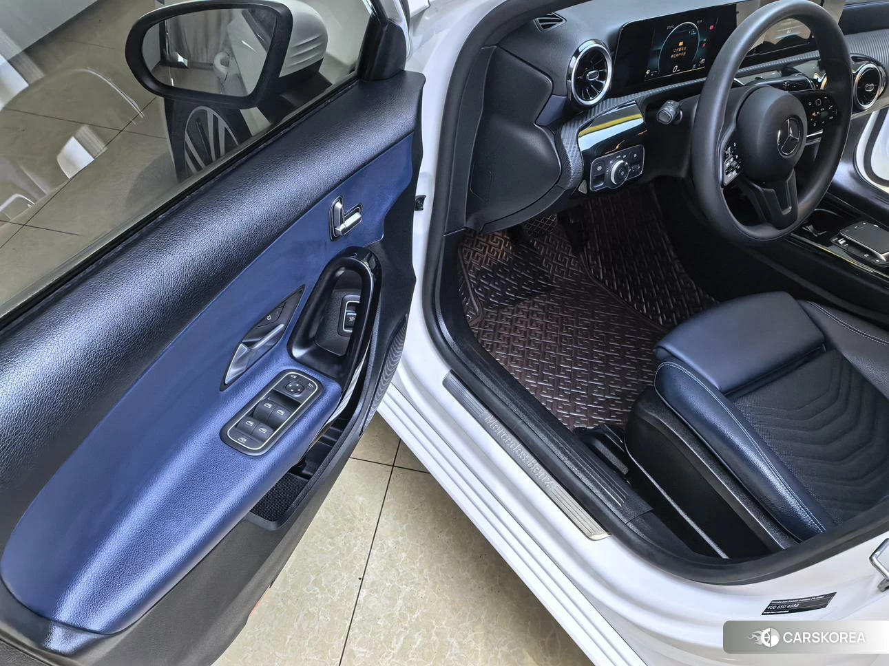 Mercedes-Benz Class A 2021 Белый из Китая, фото 2