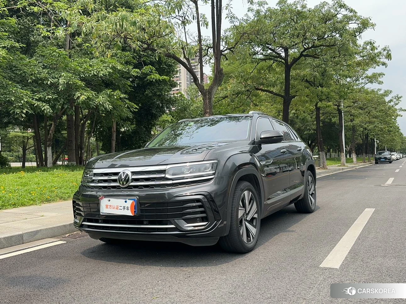 Volkswagen Tourang 2021 Черный из Китая, фото 2