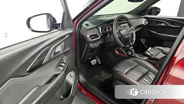 Chevrolet (GM Daewoo) Trailblazer 2022 Красный из Кореи, фото 2