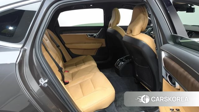 Volvo S90 2022 Серый из Кореи, фото 2