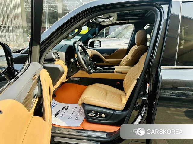 Lexus LX 2024 Черный из Китая, фото 2