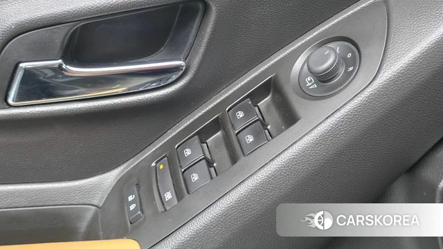 Chevrolet (GM Daewoo) The New Trax 2020 Коричневый из Кореи, фото 2