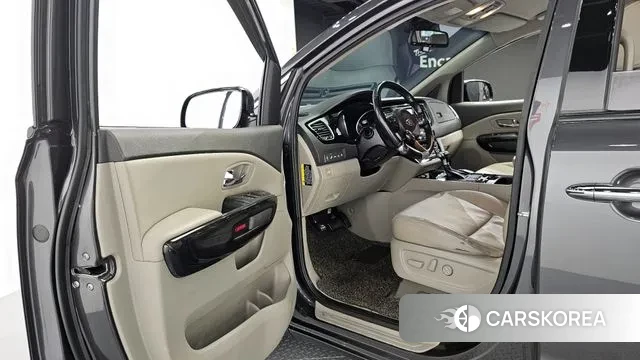 Kia All New Carnival 2018 Серый из Кореи, фото 2