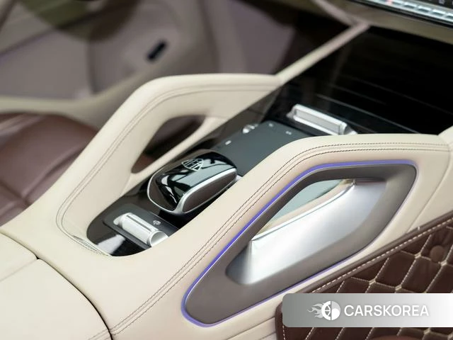 Mercedes-Benz GLS 2024 Черный из Китая, фото 2