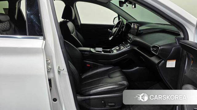 Hyundai The New Santa Fe 2021 Белый из Кореи, фото 2