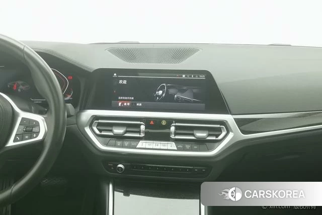 BMW 3 series 2021 Белый из Китая, фото 2