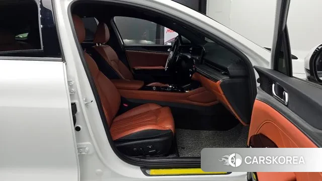 Kia The New K5 3rd generation 2024 Белый из Кореи, фото 2