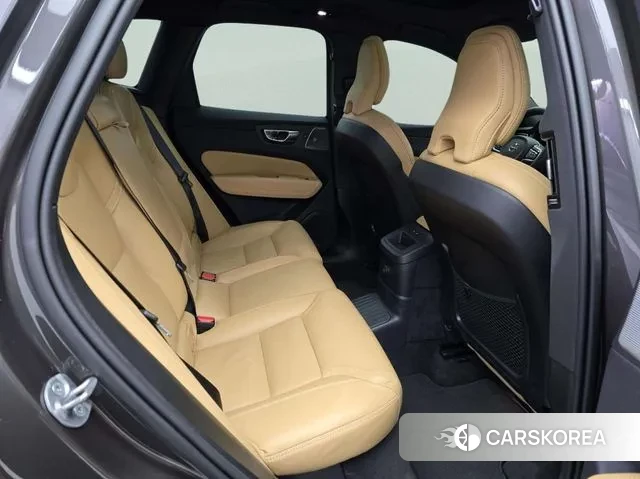 Volvo XC60 second Generation 2024 Серый из Кореи, фото 2