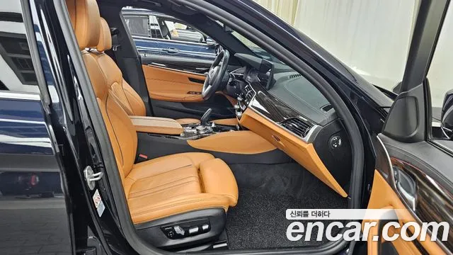 BMW 5 Series (G30) id 2640417 из Кореи 2